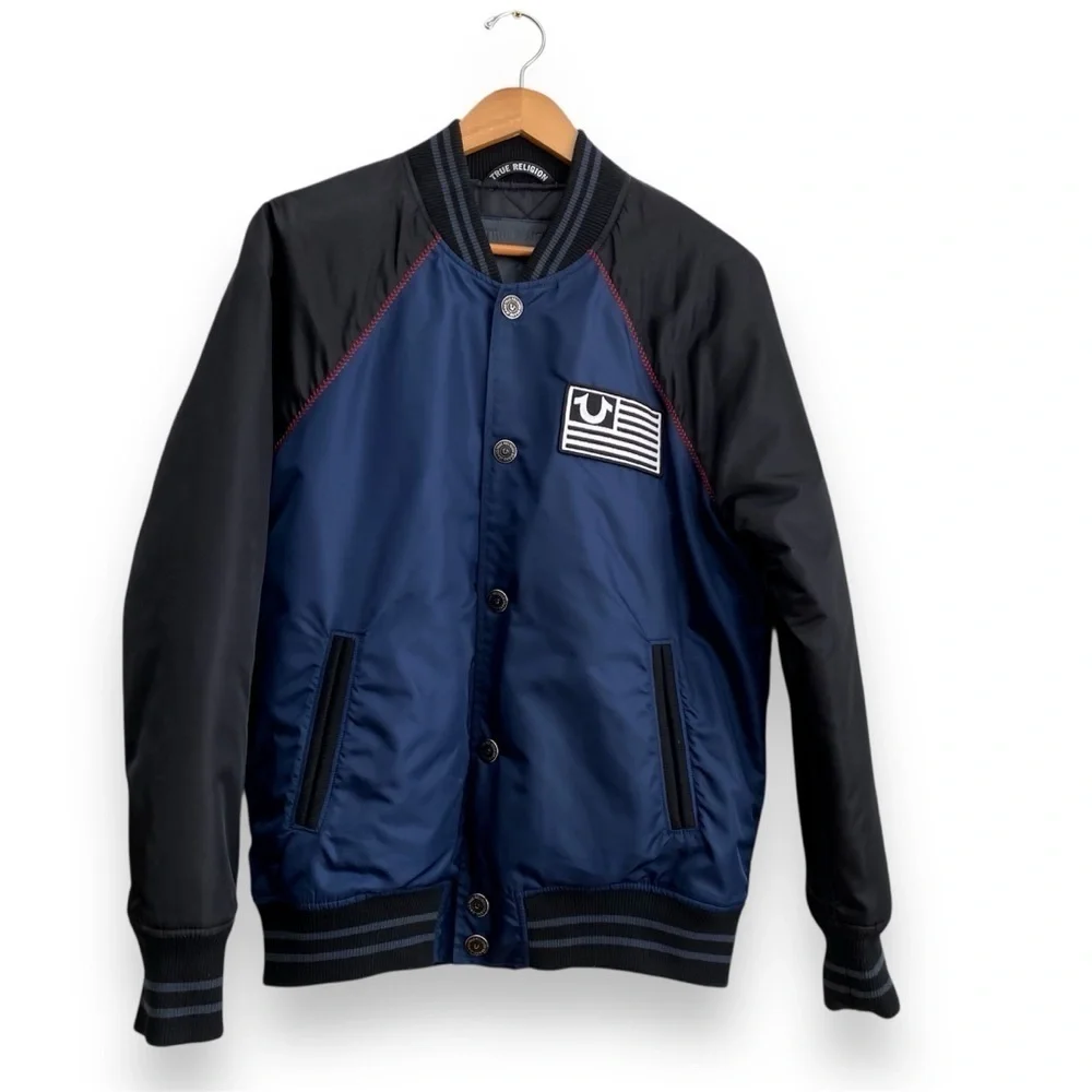 True Religion Men’s Bomber Varsity Jacket Quilted Nylon Navy Black Streetwear M